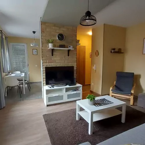 Üstökös Apartman Szeged ***