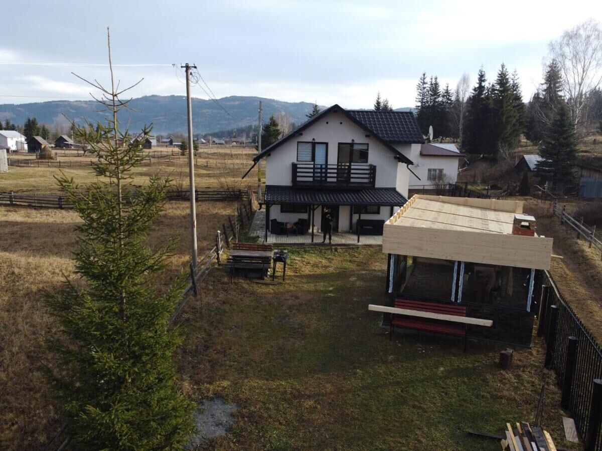 Vila Raisa Neagra Șarului