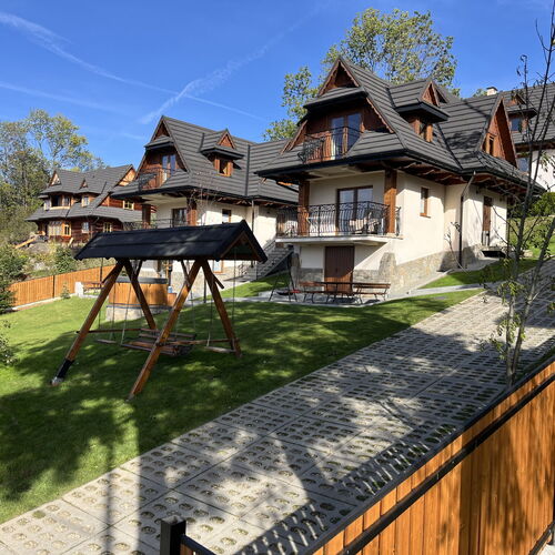 W trosce o wasze dzieci teren jest ogrodzony