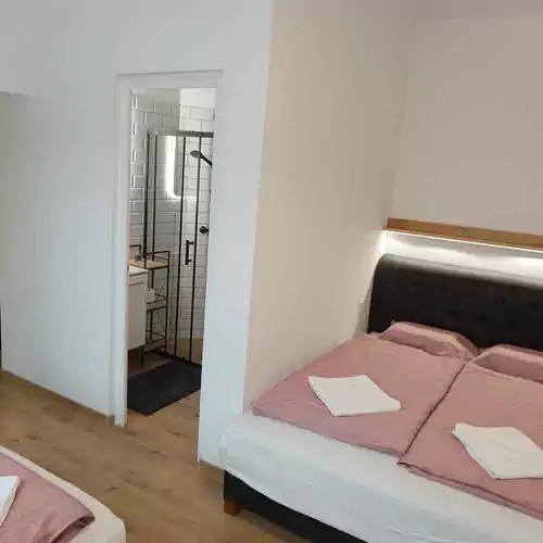 Gesztenye Apartmanház Pécs 010 kép