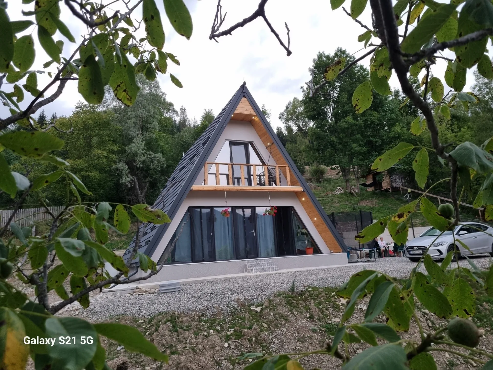 Cabana Liniștea Munților Trăisteni