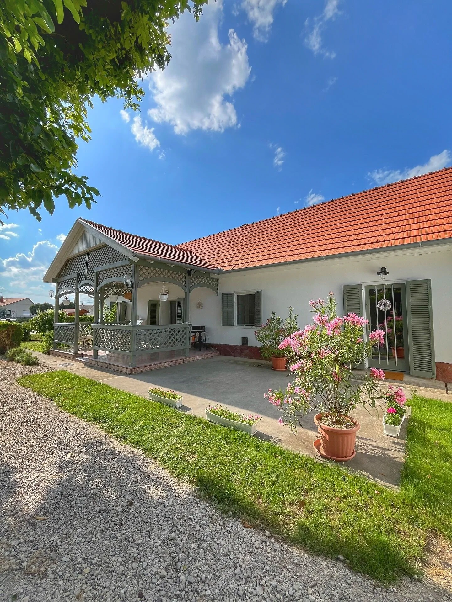 Veranda Porta Ordacsehi
