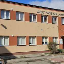 Rest Hostel Airport Modlin