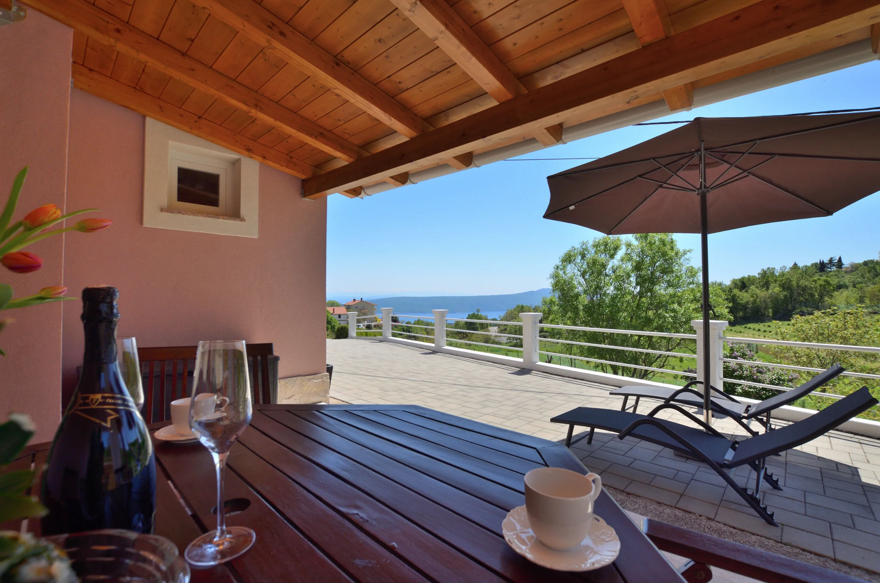 Apartment Hill Sv.Jelena