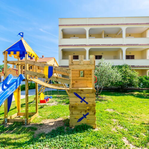 Apartments Ivan i Marija Lopar  2