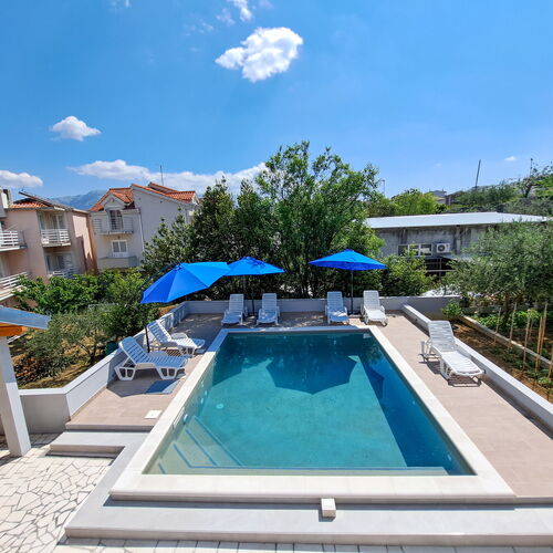 Apartments Mile Split  4