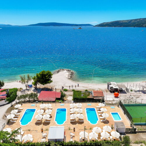 Apartments Medena Seget Donji  4