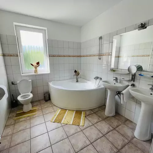 Dunai Panorámás Apartman Dunaszentmiklóson 004 kép