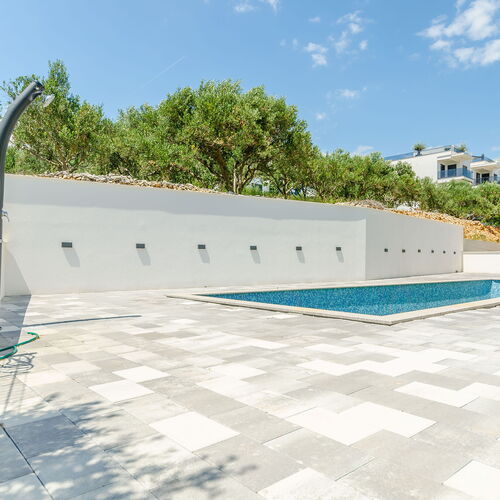 Apartment Anni Okrug Gornji  4