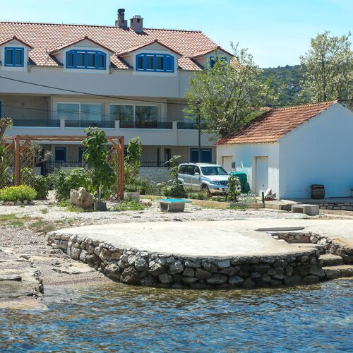 Apartments Seafront Mrljane