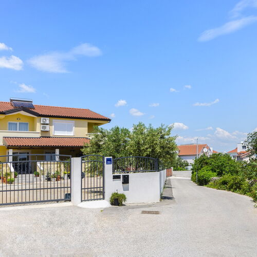 Apartments Diora and Silver Vodice  4