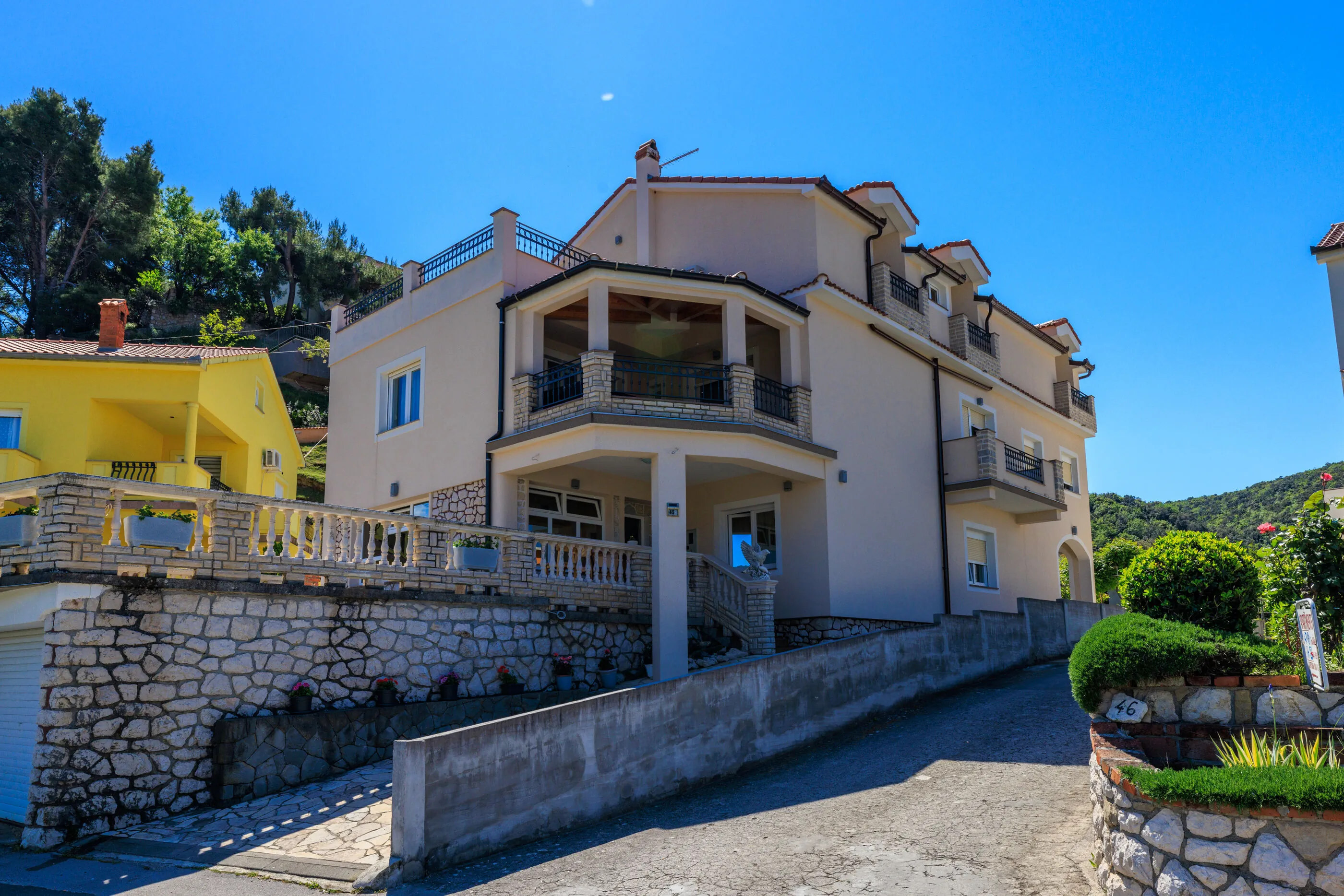 Apartments Nikolina J Supetarska Draga