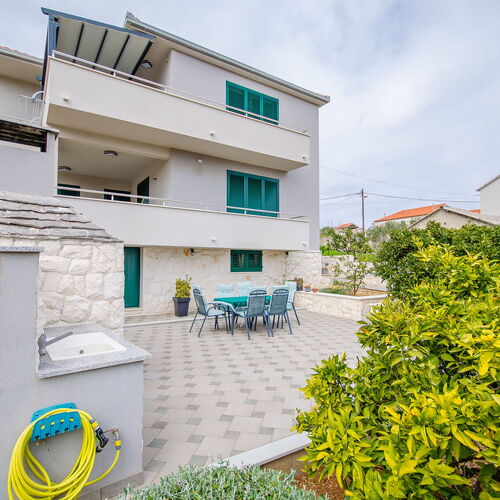 Apartments Doric Slatine  4