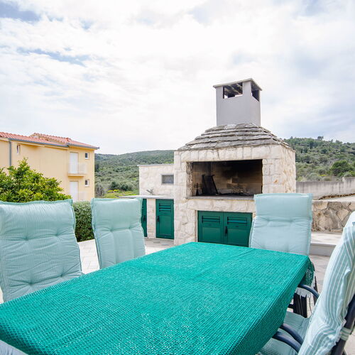 Apartments Doric Slatine  3