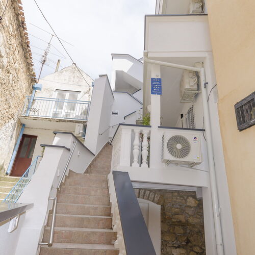 Apartments Villa Vista Sol Vodice  3