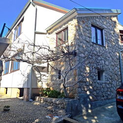 Apartment MASLINA-on quiet location Starigrad Paklenica
