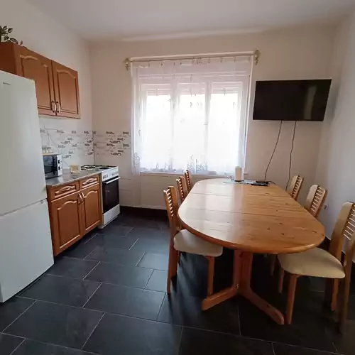 Hárs Apartman Tardona 006 kép