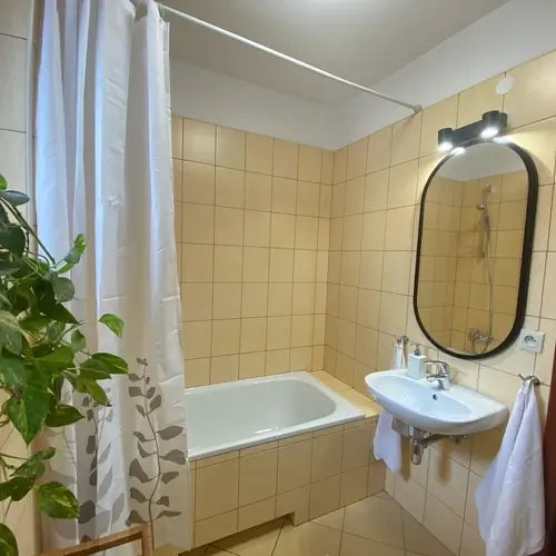 Łazienka z toaletą