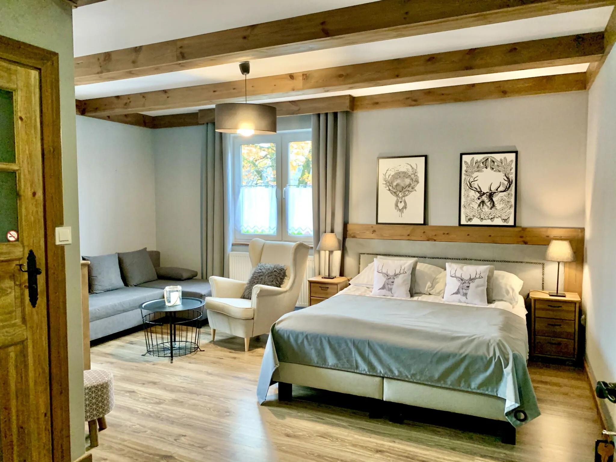 WILLA DONIA USTROŃ CENTRUM