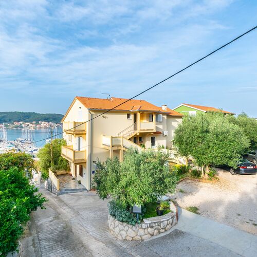 Apartments Sabina Supetarska Draga