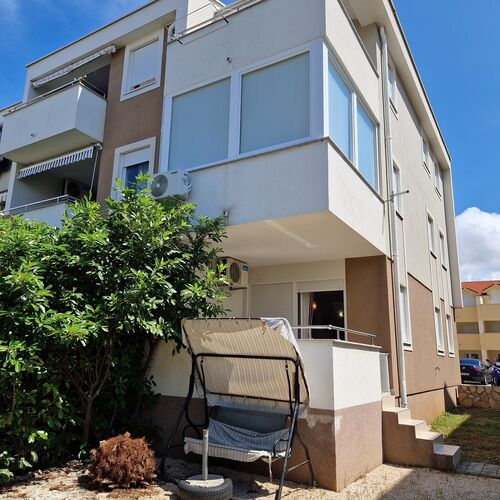 Apartment Marija Novalja