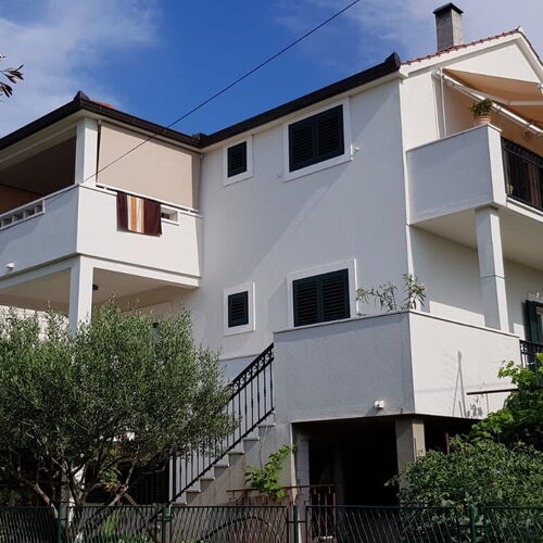 Apartments Salsa Supetar  3