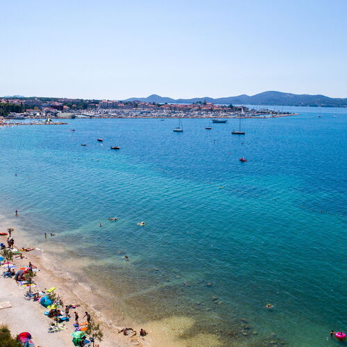 Apartments Vongola Biograd  3