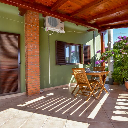 Apartment Burin Drage  2