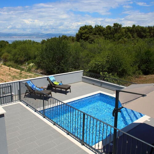House Meri Mirca  2