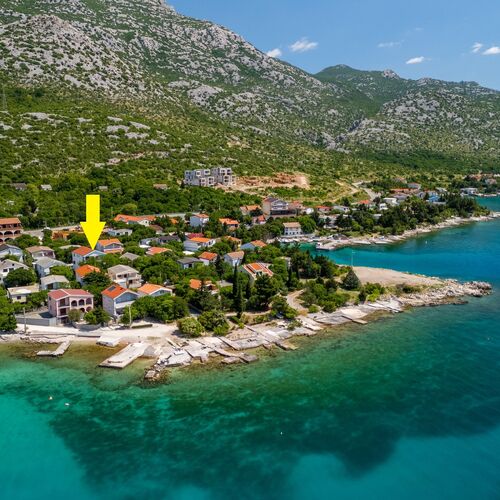 Apartments Bono Karlobag