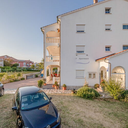 Apartments Spomenka Zvonko Lopar  2