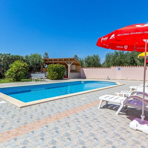 Casa Winny Banjole  4