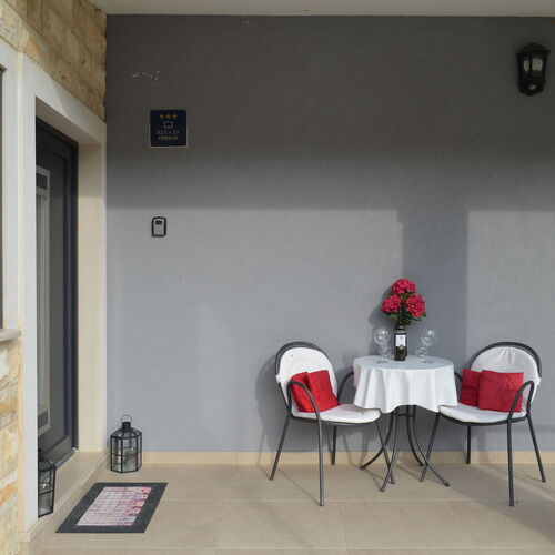 House Toni Dol  4