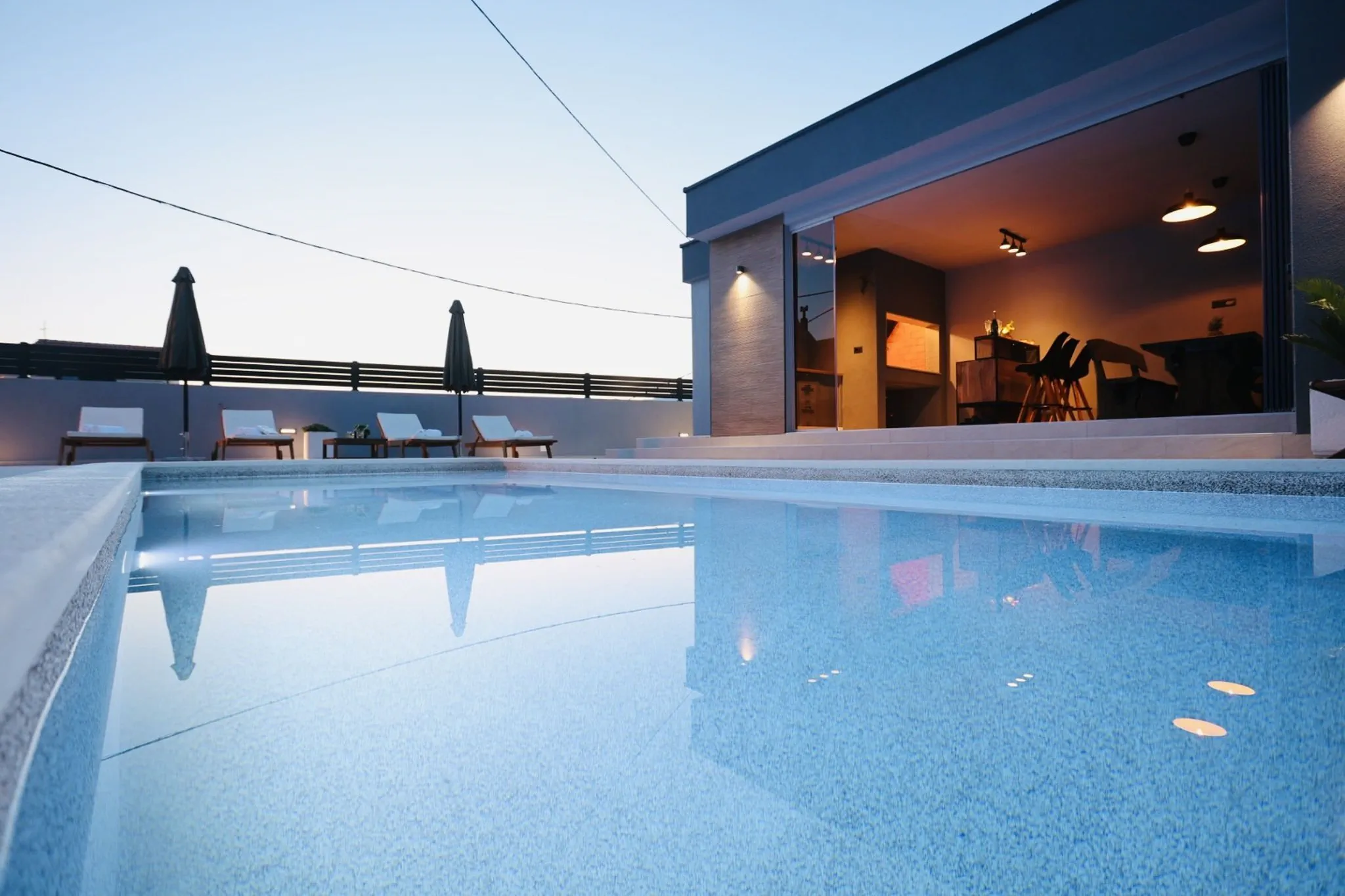Apartment Holiday Home TiA Split