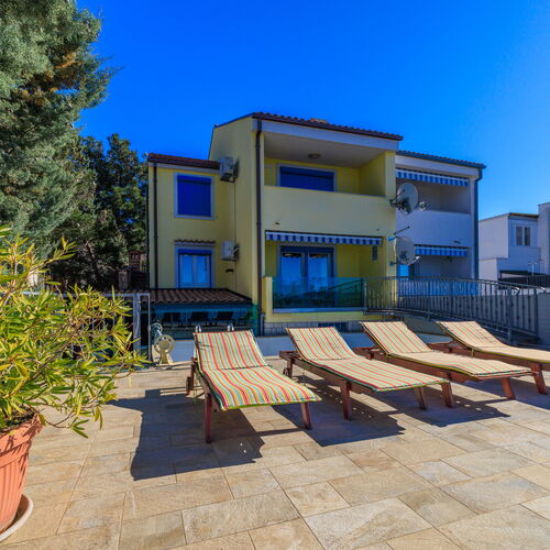 Apartment Marijana Klenovica  4