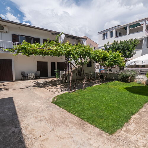 Apartments and Room Sanja Vodice  4