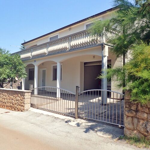 Apartment Kiki Starigrad Paklenica