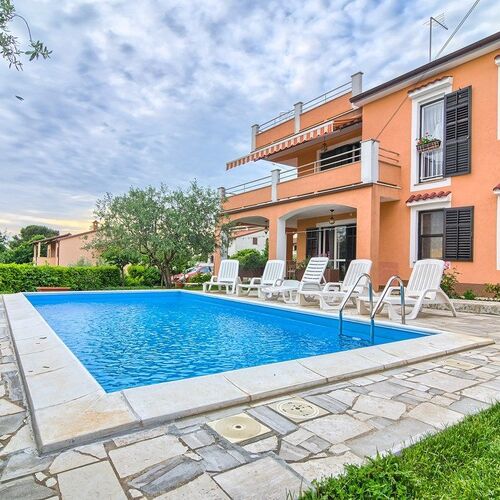 House House Kety Pula