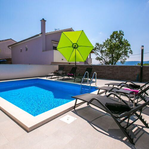 House Pink Krk  2