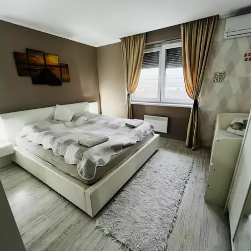 Szofi Home Kalocsa 001 kép