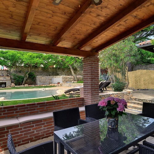 Villa BR Liznjan  3