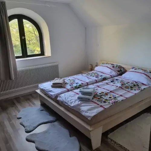 Ordashegyi Vendégház Pápateszér 002 kép