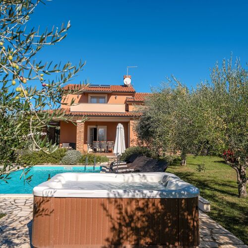 House Casa Clara Kastelir