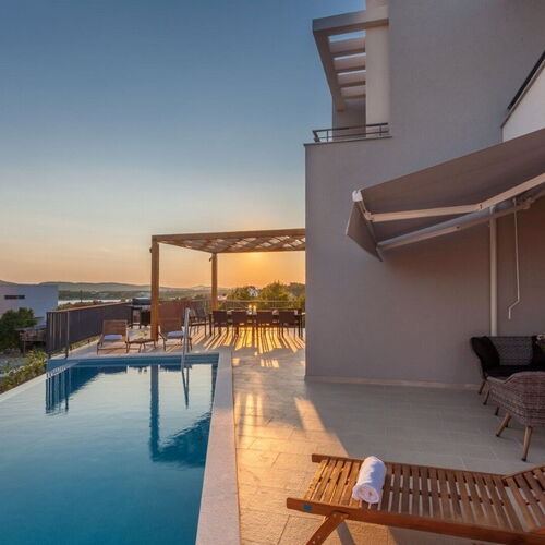 Villa Lomari Brodarica  2