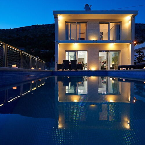 Villa Jessie Jesenice  2