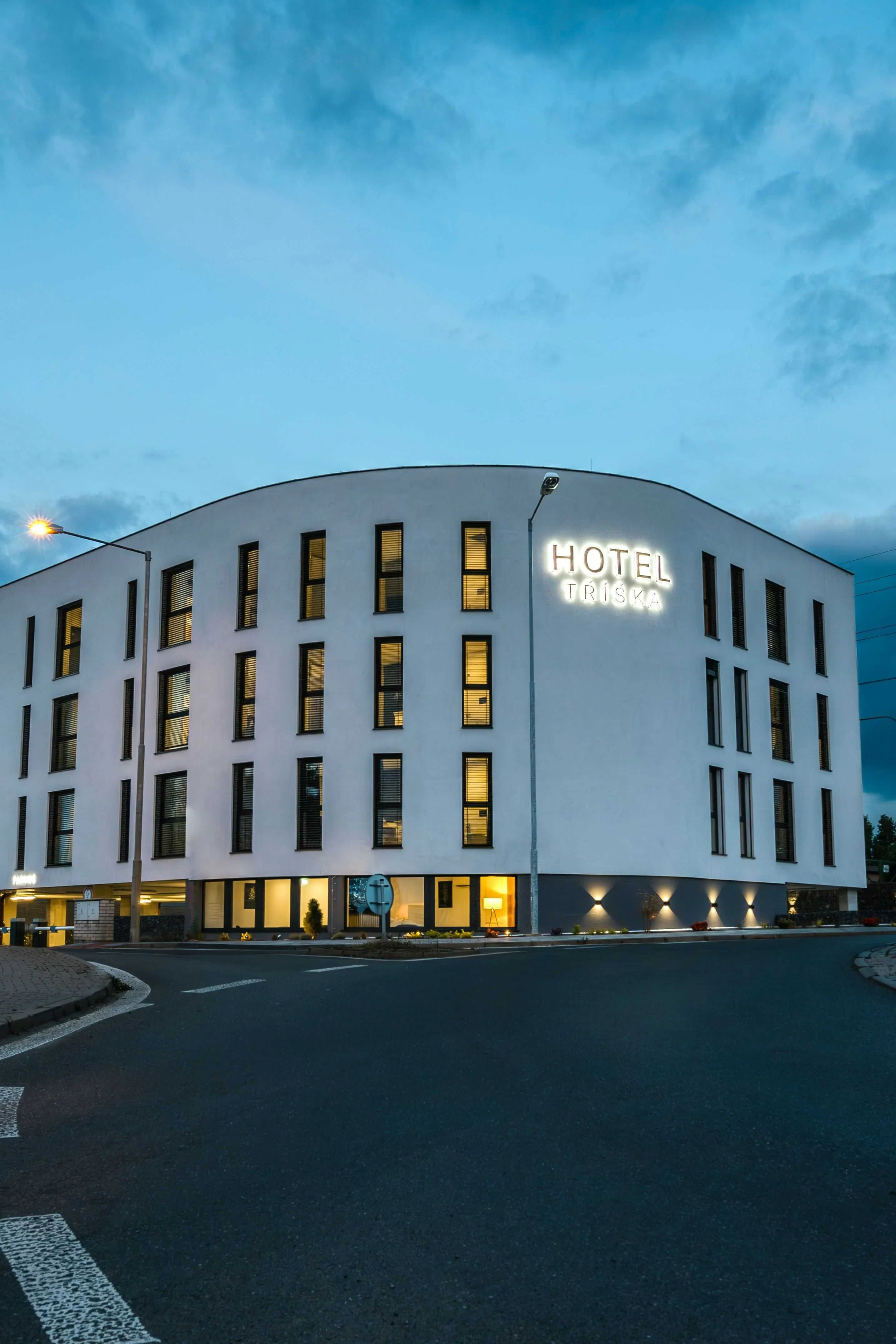 V&iacute;tejte v Hotelu Tř&iacute;&scaron;ka
