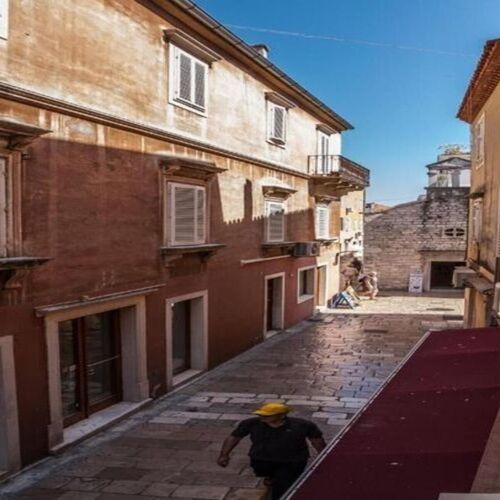 Varos Apartman Zadar