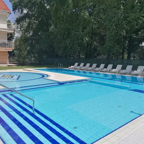 Gold Wellness Apartman Hajdúszoboszló 014 kép