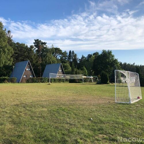Boiska do siatk&oacute;wki i piłki noznej