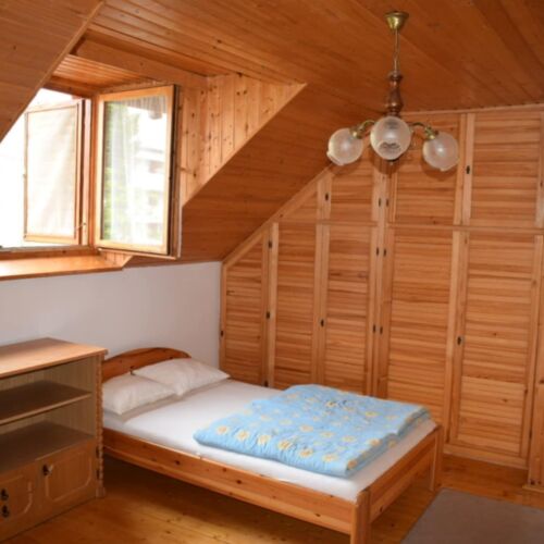 Aranyhal Apartman Balatonlelle ★★ 2